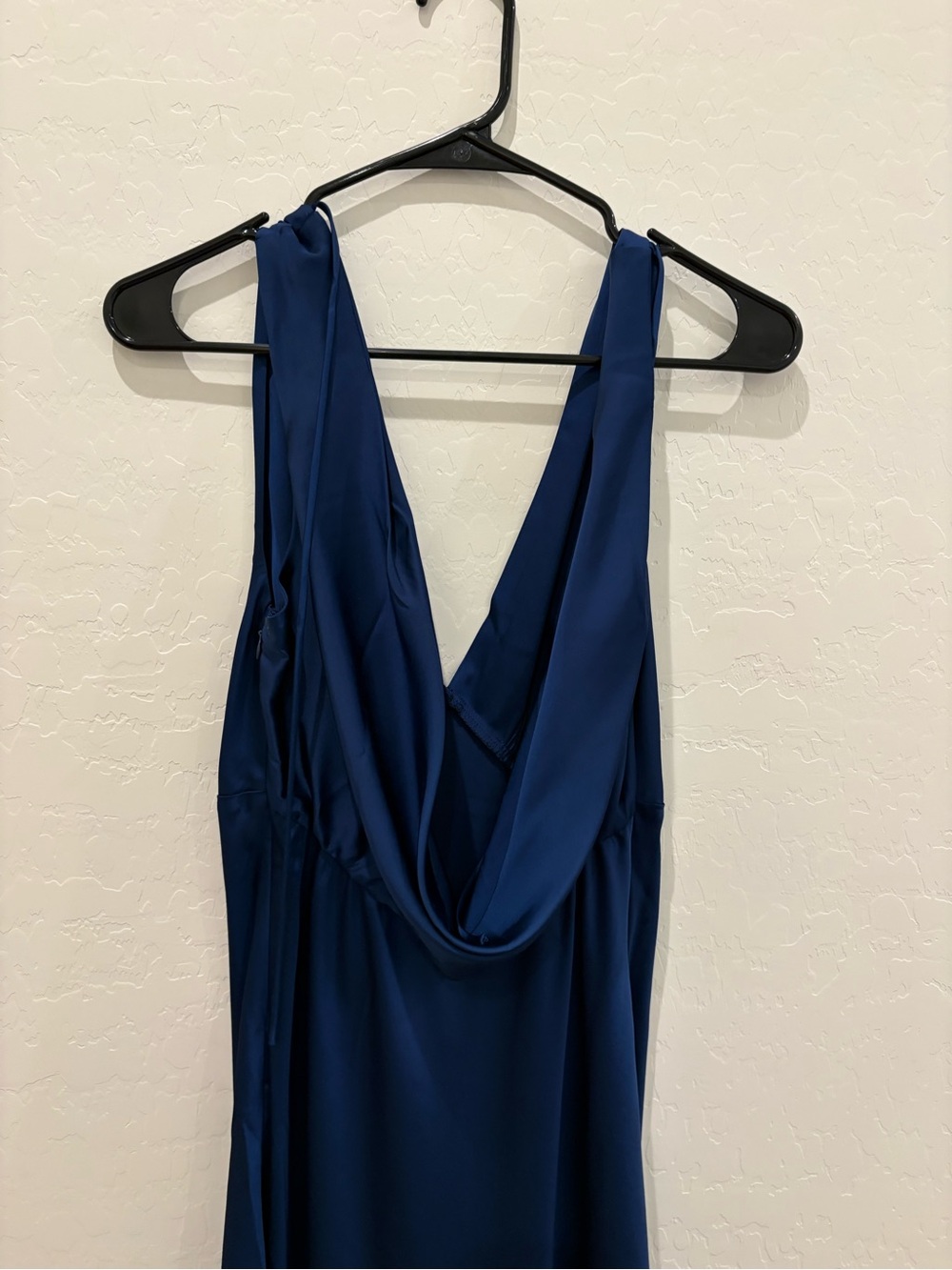Abercrombie & Fitch Women’s Plunge Cowl Back Maxi Dress in Navy - Picture 5 of 8